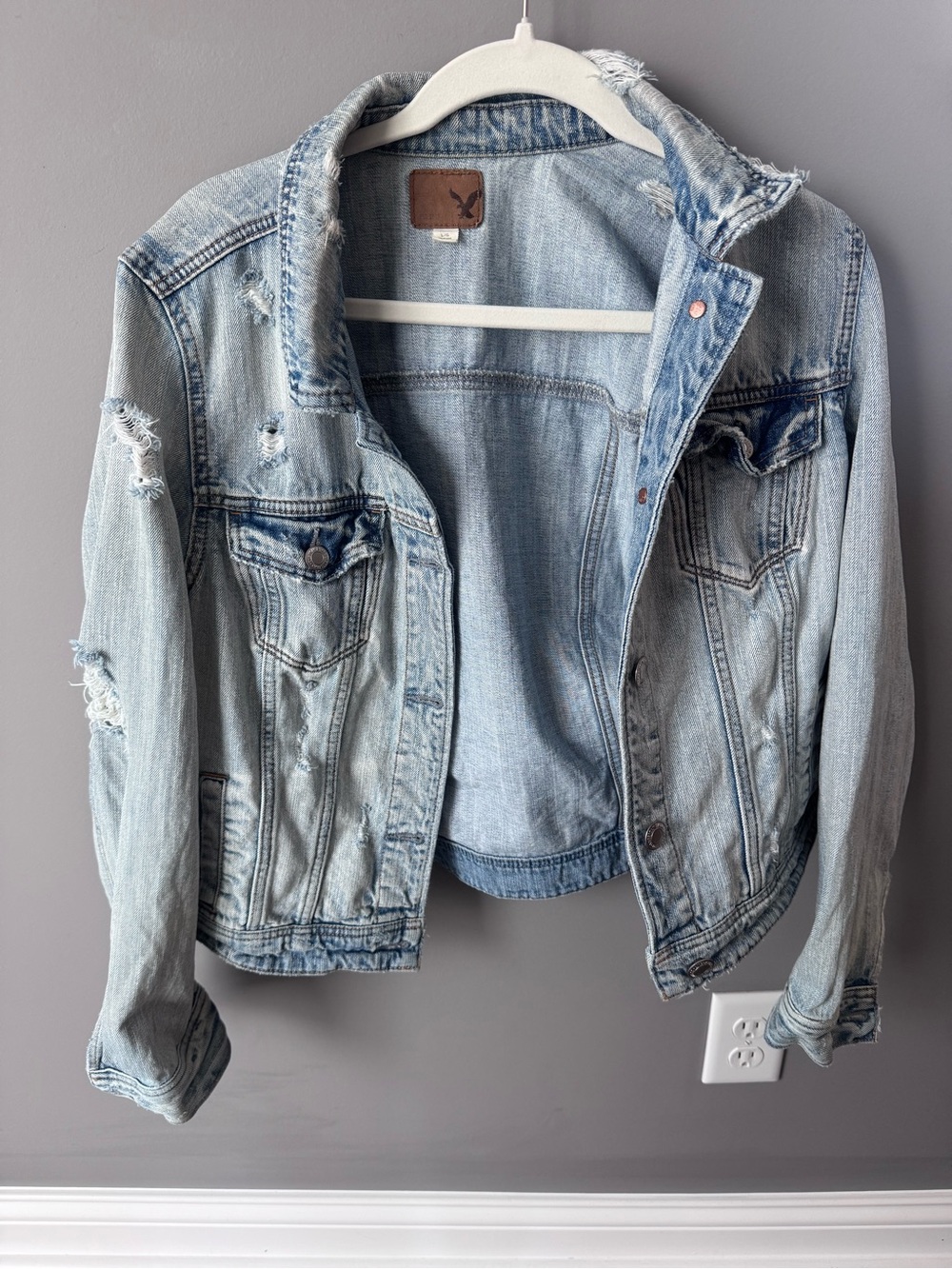 American Eagle Outfitters Light Wash Distressed Denim Jacket